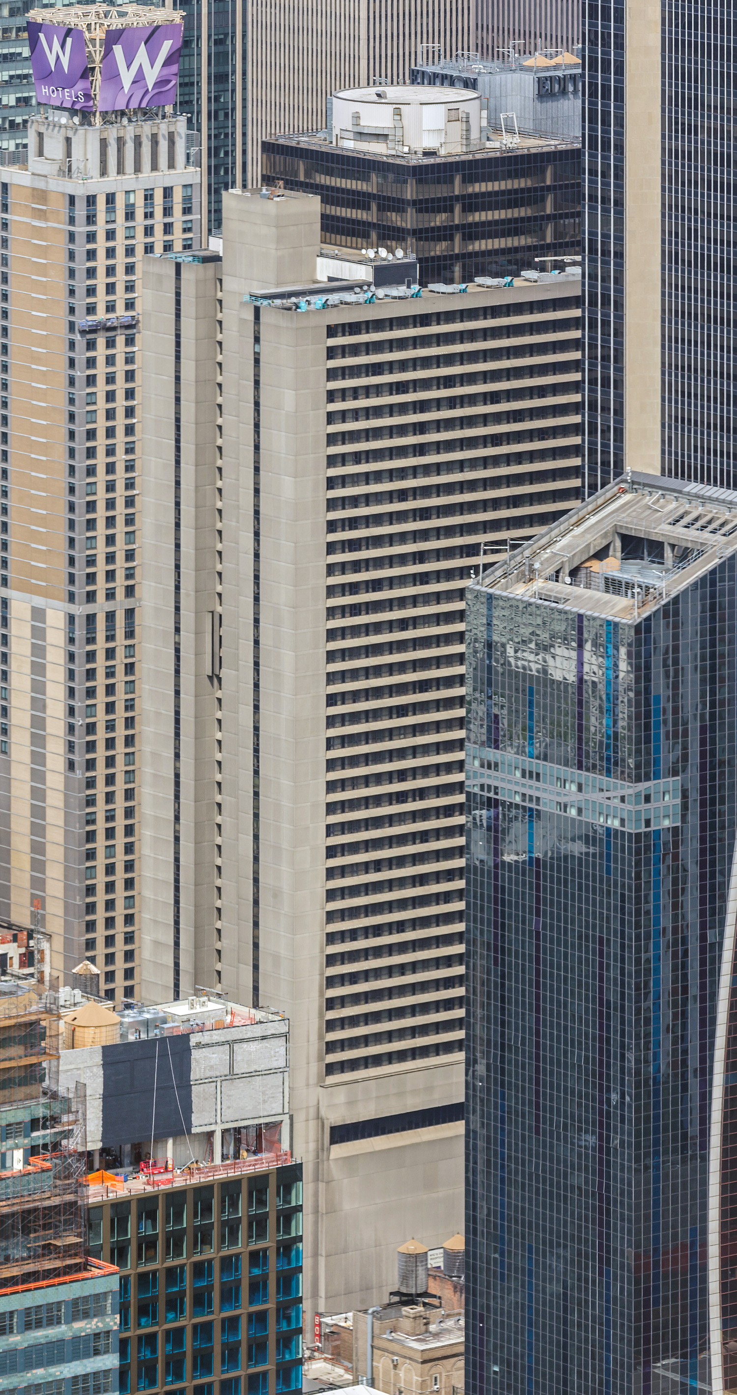 New York Marriott Marquis Hotel, New York City - View from The Edge. © Mathias Beinling